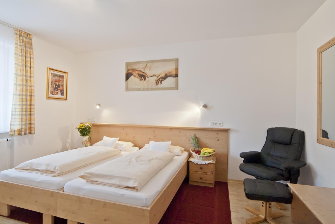 Gasthof Stocker Landsham Room photo